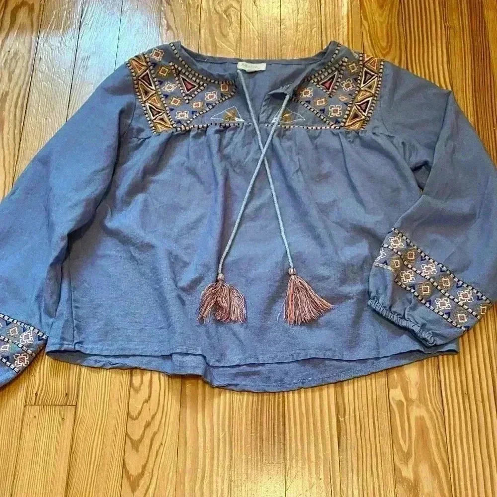 Embroidered loose tunic style top